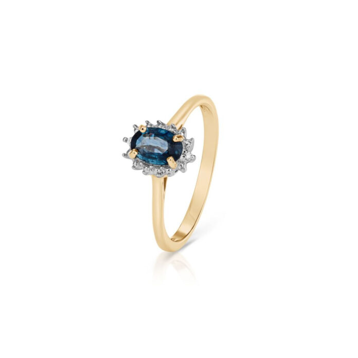 Złoty pierścionek z niebieskim oczkiem – wybór na zaręczyny